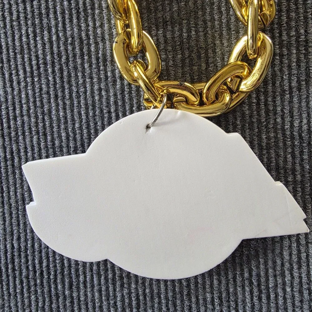 Los Angeles Lakers Necklace Gold Colored Chain BIG 3D Foam Logo
